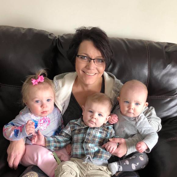 Meet your Posher, Tarri - Picture 1 of 1